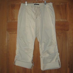 GAP Stretch Adjustable Khaki Capri's